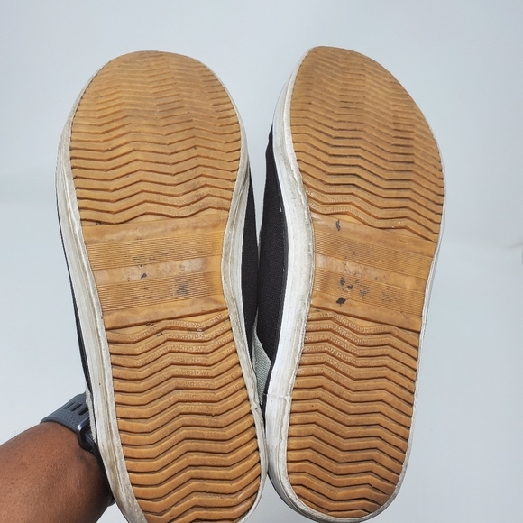 CALL IT SPRING | Classic  Black and Gray Shoes - Picture 3 of 6